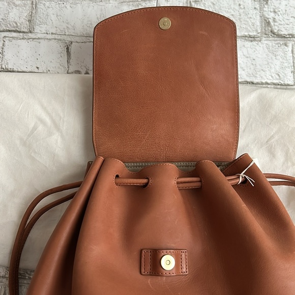 Auxiliary Backpack - Picture 3 of 16